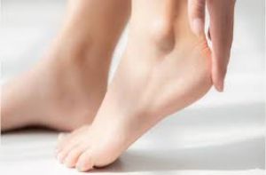  इन नुस्खों से फटी एड़ियां बनेंगी सॉफ्ट