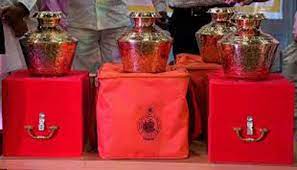 श्रीलंका में हिंदू मंदिर के प्राण-प्रतिष्ठा समारोह में इस्तेमाल किया गया सरयू नदी का पवित्र जल श्रीलंका में हिंदू मंदिर के प्राण-प्रतिष्ठा समारोह में इस्तेमाल किया गया सरयू नदी का पवित्र जल