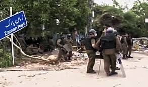 पाकिस्तान के अशांत खैबर पख्तूनख्वा में कम से कम 12 सुरक्षाकर्मी मारे गए पाकिस्तान के अशांत खैबर पख्तूनख्वा में कम से कम 12 सुरक्षाकर्मी मारे गए