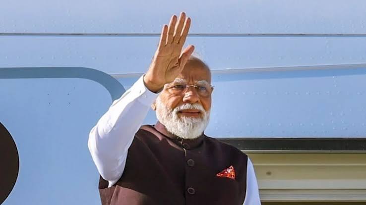 इंडोनेशिया यात्रा के बाद ऑस्ट्रेलिया रवाना हुए प्रधानमंत्री मोदी इंडोनेशिया यात्रा के बाद ऑस्ट्रेलिया रवाना हुए प्रधानमंत्री मोदी