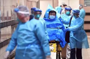  चीन में कोरोना वायरस संक्रमण से मरने वालों की संख्या बढ़कर 25