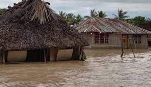बारिश, भूस्खलन के कारण 55 लोगों की मौत, 40 से अधिक लोग लापता