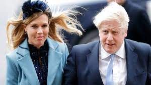  ब्रिटेन के प्रधानमंत्री बोरिस जॉनसन ने मंगेतर कैरी साइमंड्स से विवाह किया