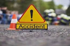 सड़क दुर्घटनाओं में 6 की मौत और 10 घायल