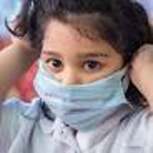 संक्रमण के बढ़ते मामलों के बीच छह साल के बच्चों के लिए मास्क अनिवार्य