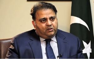लता मंगेशकर की आवाज का जादू हमेशा बरकरार रहेगा: पाकिस्तानी मंत्री