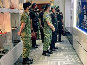 सेना प्रमुख जनरल नरवणे ने सिंगापुर में प्रमुख सुरक्षा केंद्रों का दौरा किया