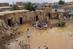 पाकिस्तान में वर्षा एवं बाढ़ के कारण अब तक 304 लोगों की मौत