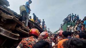 बांग्लादेश में ट्रेन दुर्घटना में 15 लोगों की मौत, कई घायल