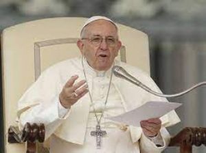  सरोगेसी पर लगे वैश्विक प्रतिबंध : पोप फ्रांसिस