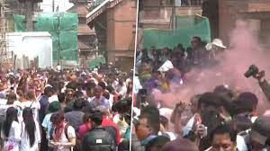 नेपाल में कड़ी सुरक्षा के बीच मनाई गई होली