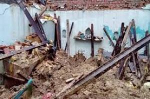 बलूचिस्तान में भारी बारिश के कारण छत गिरने से पांच मजदूरों की मौत