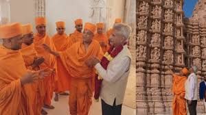  यूएई के दौरे पर विदेश मंत्री एस. जयशंकर, बीएपीएस हिंदू मंदिर के दर्शन किए