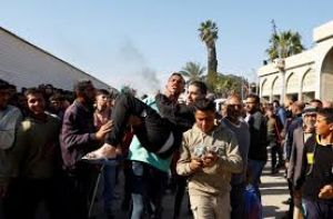 हमास ने 20 बंधकों को किया रिहा, इजरायल ने 1,900 फिलिस्तीनी कैदियों की अदला-बदली की हमास ने 20 बंधकों को किया रिहा, इजरायल ने 1,900 फिलिस्तीनी कैदियों की अदला-बदली की