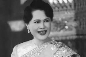 थाईलैंड की राजमाता सिरिकित का 93 साल की आयु में निधन