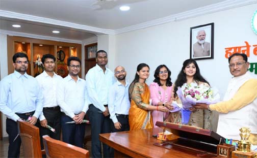 पूरी निष्ठा और सेवा भाव से करें जनसेवा, विकसित छत्तीसगढ़ के निर्माण में निभाएं महत्वपूर्ण भूमिका : मुख्यमंत्री पूरी निष्ठा और सेवा भाव से करें जनसेवा, विकसित छत्तीसगढ़ के निर्माण में निभाएं महत्वपूर्ण भूमिका : मुख्यमंत्री