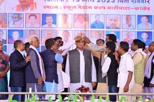 मुख्यमंत्री भूपेश बघेल कोसरिया मरार (समाज) महासम्मेलन और शपथ ग्रहण समारोह में शामिल होने कांकेर जिले के ग्राम करप पहुंचे