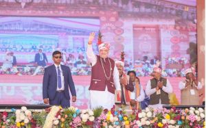  केन्द्रीय गृह  मंत्री अमित शाह  बस्तर पंडुम 2026 के समापन समारोह में मुख्य अतिथि के रुप में शामिल हुए