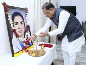  मुख्यमंत्री ने छत्तीसगढ़ की प्रथम महिला सांसद मिनीमाता की पुण्यतिथि पर किया नमन