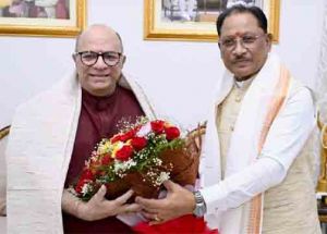  मुख्यमंत्री विष्णुदेव साय से निर्माता-निर्देशक डॉ. चंद्रप्रकाश द्विवेदी ने की सौजन्य मुलाकात