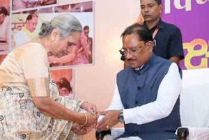 बहनों का स्नेह और आशीर्वाद मेरे लिए अनमोल : मुख्यमंत्री बहनों का स्नेह और आशीर्वाद मेरे लिए अनमोल : मुख्यमंत्री