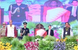  राष्ट्रपति द्रौपदी मुर्मु ने बस्तर दशहरा की अनूठी परंपराओं और जनजातीय संस्कृति की सराहना की