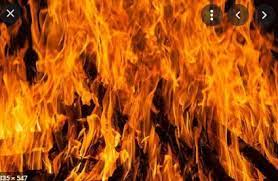 कोठरी में आग लगने से दो बच्चियों की मौत कोठरी में आग लगने से दो बच्चियों की मौत