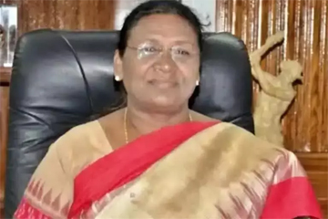 मुर्मू 25 जुलाई को शपथ ग्रहण करने वालीं 10वीं राष्ट्रपति होंगी मुर्मू 25 जुलाई को शपथ ग्रहण करने वालीं 10वीं राष्ट्रपति होंगी