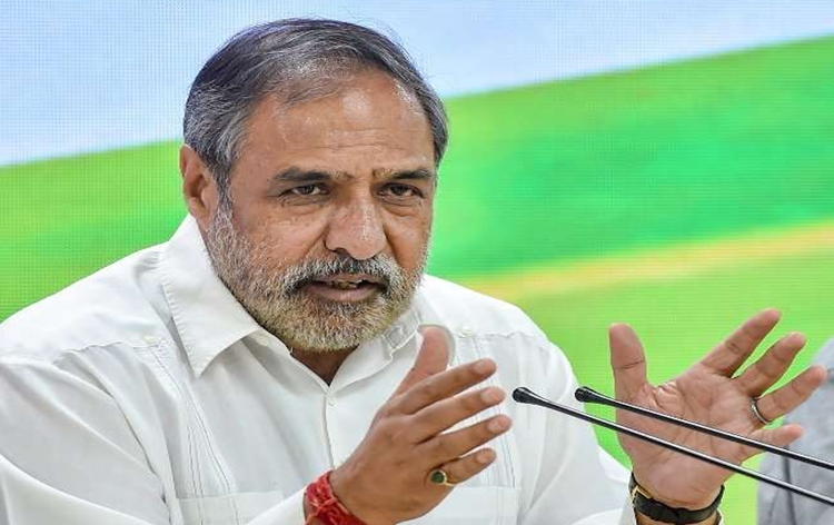 आनंद शर्मा ने हिमाचल कांग्रेस चुनाव संचालन समिति के अध्यक्ष पद से त्यागपत्र दे दिया है आनंद शर्मा ने हिमाचल कांग्रेस चुनाव संचालन समिति के अध्यक्ष पद से त्यागपत्र दे दिया है