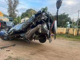 भीषण सड़क हादसा... जीप और ट्रक की टक्कर में तीन बच्चे समेत 9 की मौत और 11 बुरी तरह घायल भीषण सड़क हादसा... जीप और ट्रक की टक्कर में तीन बच्चे समेत 9 की मौत और 11 बुरी तरह घायल