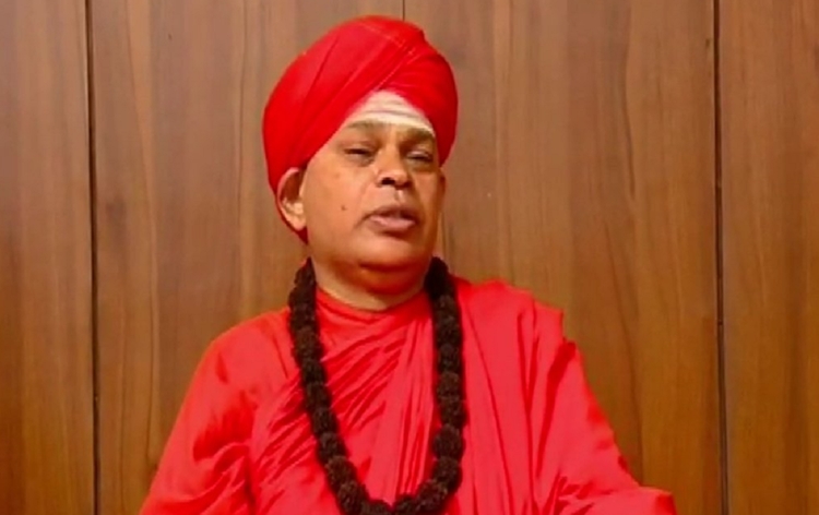 प्राथमिकी दर्ज किये जाने पर कर्नाटक के श्री मुरूगामठ के महंत गिरफ्तार प्राथमिकी दर्ज किये जाने पर कर्नाटक के श्री मुरूगामठ के महंत गिरफ्तार