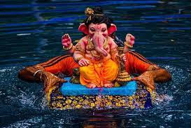 शनिवार सुबह तक भगवान गणेश की 38,000 से अधिक मूर्तियों को विसर्जित किया गया शनिवार सुबह तक भगवान गणेश की 38,000 से अधिक मूर्तियों को विसर्जित किया गया