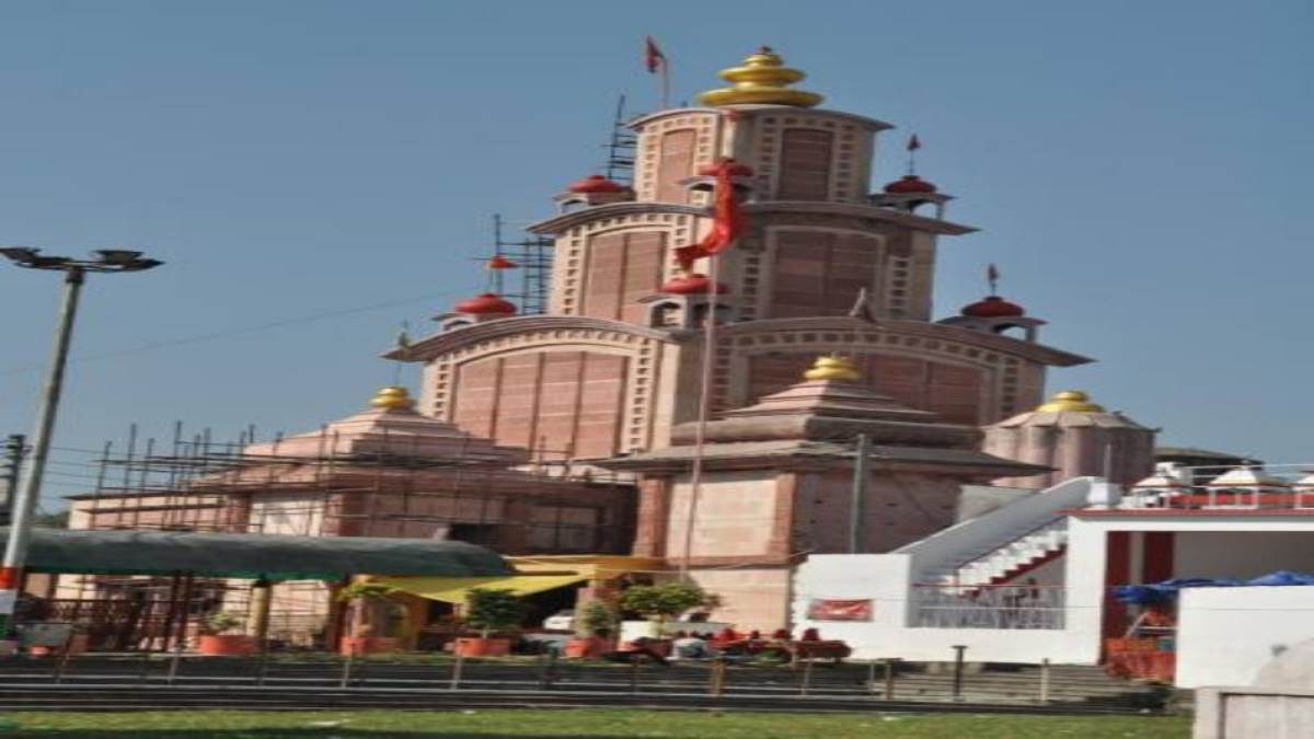 दो साल के अंतराल के बाद 10 दिवसीय झिरी मेला शुरू दो साल के अंतराल के बाद 10 दिवसीय झिरी मेला शुरू