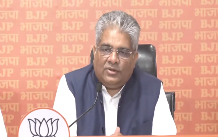 भारतीय जनता पार्टी ने गुजरात विधानसभा चुनाव के लिए 160 उम्मीदवारों की पहली सूची जारी की भारतीय जनता पार्टी ने गुजरात विधानसभा चुनाव के लिए 160 उम्मीदवारों की पहली सूची जारी की