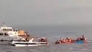 मुंबई तट के पास नौका हादसे में 13 लोगों की मौत, 99 को बचाया गया मुंबई तट के पास नौका हादसे में 13 लोगों की मौत, 99 को बचाया गया