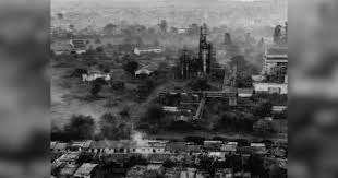 भोपाल गैस त्रासदी के 40 साल बाद कारखाने के जहरीले कचरे को नष्ट करने की उल्टी गिनती शुरू भोपाल गैस त्रासदी के 40 साल बाद कारखाने के जहरीले कचरे को नष्ट करने की उल्टी गिनती शुरू