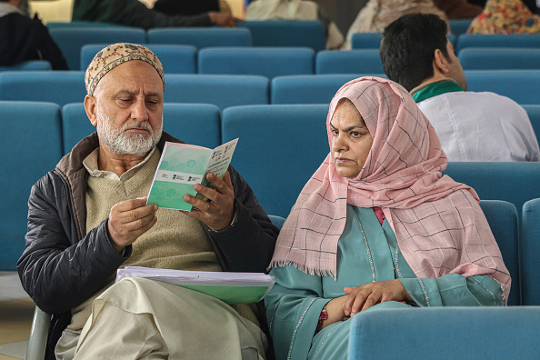 भारत-पाक सीजफायर के बाद श्रीनगर से जल्द रवाना होगा हज यात्रियों का दूसरा जत्था भारत-पाक सीजफायर के बाद श्रीनगर से जल्द रवाना होगा हज यात्रियों का दूसरा जत्था