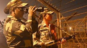 सीमा पर डटीं बीएसएफ की सैनिकों ने कहा- पाकिस्तान को उसकी हरकतों का जवाब मिला सीमा पर डटीं बीएसएफ की सैनिकों ने कहा- पाकिस्तान को उसकी हरकतों का जवाब मिला