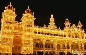 महलों का शहर मैसूर दशहरा उत्सव के लिए तैयार महलों का शहर मैसूर दशहरा उत्सव के लिए तैयार