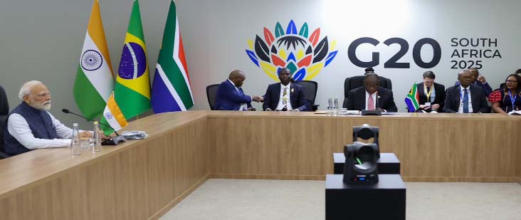 पीएम मोदी ने IBSA नेताओं की बैठक में आतंकवाद के खिलाफ एकजुट होने का आह्वान किया, कहा- दोहरे मापदंड की कोई जगह नहीं पीएम मोदी ने IBSA नेताओं की बैठक में आतंकवाद के खिलाफ एकजुट होने का आह्वान किया, कहा- दोहरे मापदंड की कोई जगह नहीं