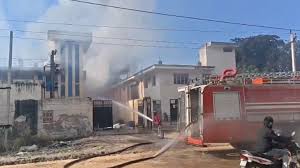 रसायन कारखाने में आग लगने से सात श्रमिकों की मौत रसायन कारखाने में आग लगने से सात श्रमिकों की मौत