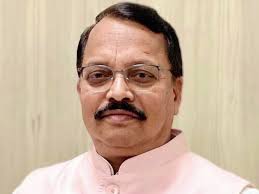 राष्ट्रपति के बंगाल दौरे में प्रोटोकॉल का उल्लंघन : भाजपा सदस्य ने की कार्रवाई की मांग राष्ट्रपति के बंगाल दौरे में प्रोटोकॉल का उल्लंघन : भाजपा सदस्य ने की कार्रवाई की मांग