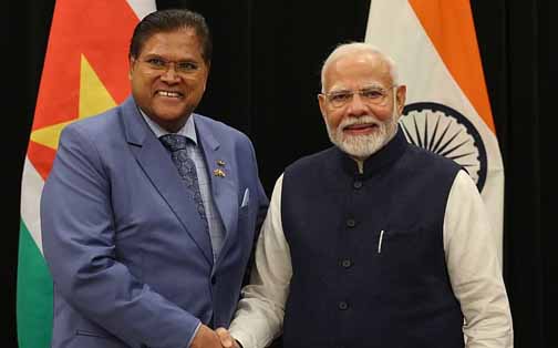 सूरीनाम के पूर्व राष्ट्रपति चंद्रिका प्रसाद संतोखी का निधन; पीएम मोदी ने दुख जताया सूरीनाम के पूर्व राष्ट्रपति चंद्रिका प्रसाद संतोखी का निधन; पीएम मोदी ने दुख जताया