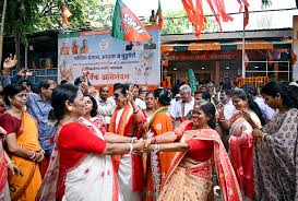 राजग ने पुडुचेरी में सत्ता बरकरार रखी राजग ने पुडुचेरी में सत्ता बरकरार रखी