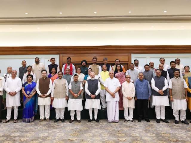 प्रधानमंत्री ने भाजपा सांसदों से नाश्ते पर मुलाकात की: सत्र के सुचारू संचालन पर दिया जोर प्रधानमंत्री ने भाजपा सांसदों से नाश्ते पर मुलाकात की: सत्र के सुचारू संचालन पर दिया जोर