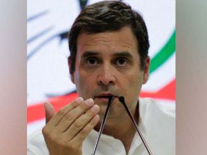 सुषमा के निधन  पर   राहुल गांधी ने शोक व्यक्त किया