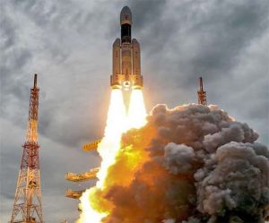 चंद्रयान-2 मिशन की सफलता के लिए साधुओं-बटुकों ने किया  अनुष्ठान