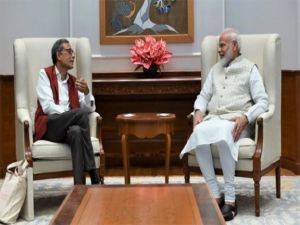 मानव सशक्तीकरण के प्रति दिखता है अभिजीत का जुनून : पीएम मोदी मानव सशक्तीकरण के प्रति दिखता है अभिजीत का जुनून : पीएम मोदी