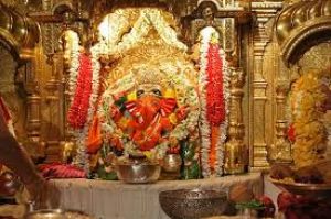 सिद्धि विनायक मंदिर में 35 किलो सोना किया दान! 