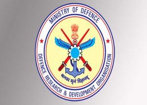  रक्षा मंत्रालय के कर्मचारी पीएम-केयर फंड में एक दिन का वेतन  देंगे- 500 करोड़ रुपये के योगदान की उम्मीद